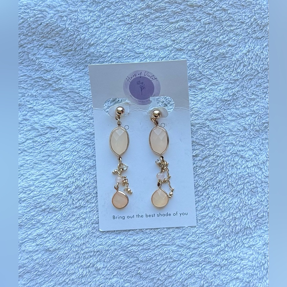 Champagne Blush Tiered Drop Earrings